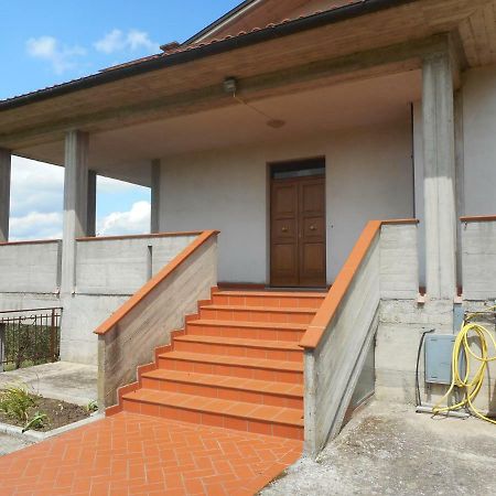 Poggio Fiorito Apartment คาสติญโญน ฟิโอเรนทิโน ภายนอก รูปภาพ