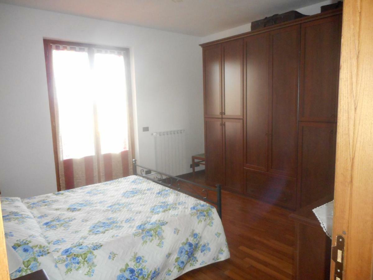 Poggio Fiorito Apartment คาสติญโญน ฟิโอเรนทิโน ภายนอก รูปภาพ