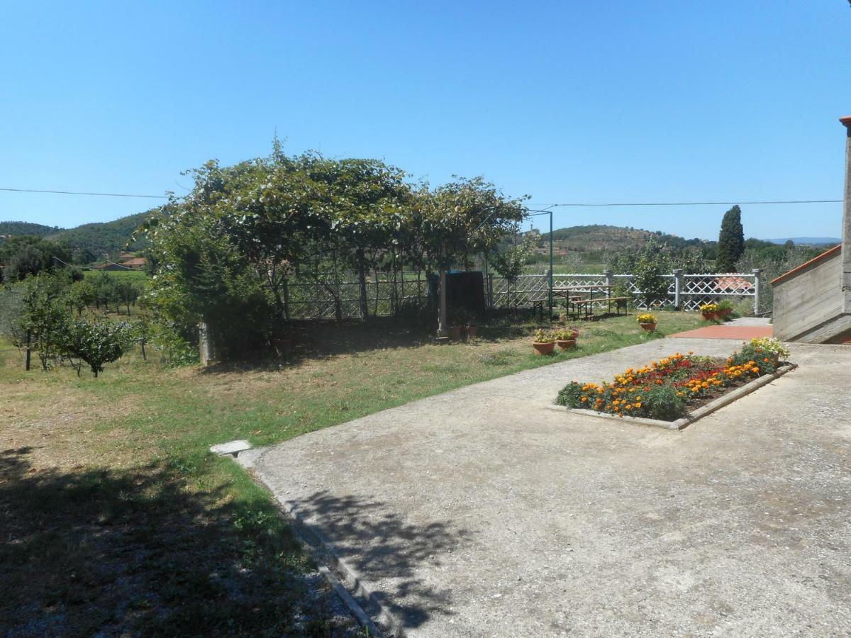 Poggio Fiorito Apartment คาสติญโญน ฟิโอเรนทิโน ภายนอก รูปภาพ
